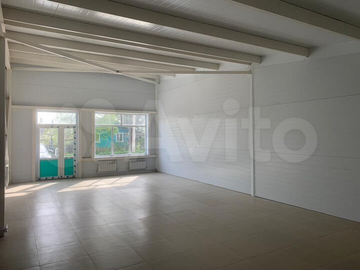 Торговая площадь, 70 м²