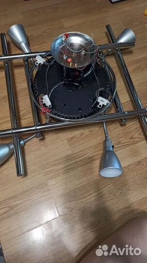 Люстра часы светильник