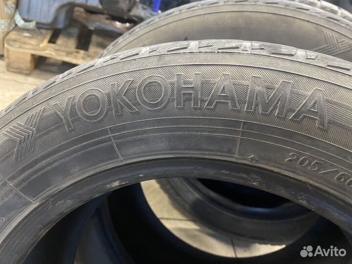 Yokohama Ice Guard Studless IG50 205/60 R16 92Q