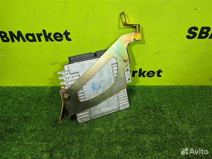 Блок управления двс Infiniti Fx35 S50 VQ35DE 2005