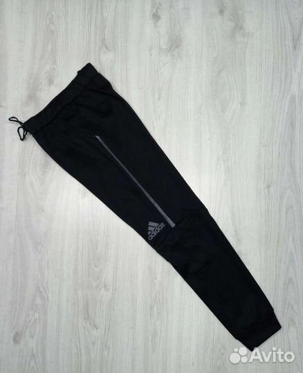 Спортивные костюмы