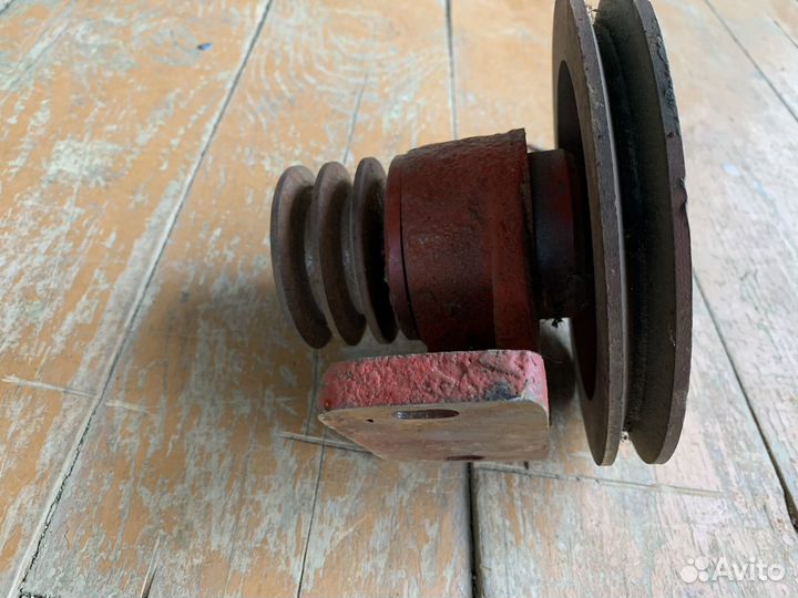 Ролик обводной