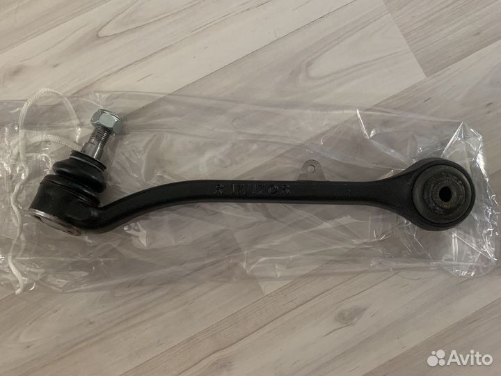 Рычаг BMW x3 E83 PS5257R