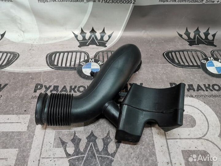 Патрубок воздушного фильтра Bmw X5 E53 M54B30 2006