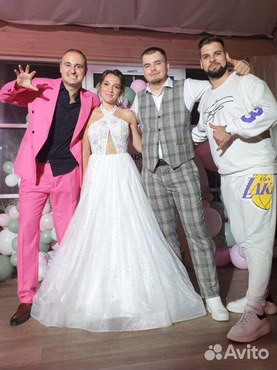 Яркий ведущий (вместе с DJ) на любой праздник