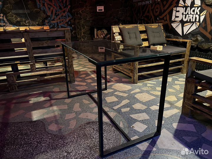 Столик в стиле лофт