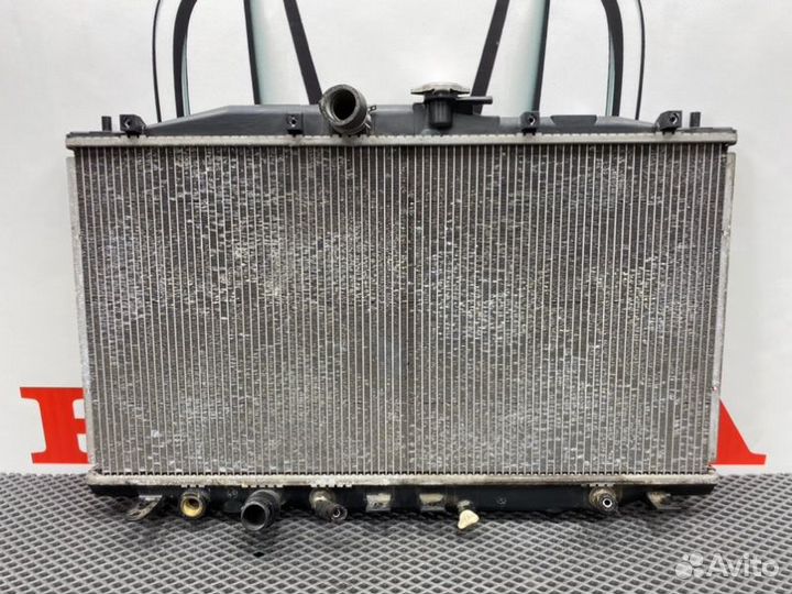 Радиатор охлаждения двигателя Honda Accord 7 CL