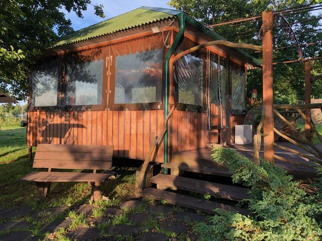 Дом 100 м² на участке 100 сот.