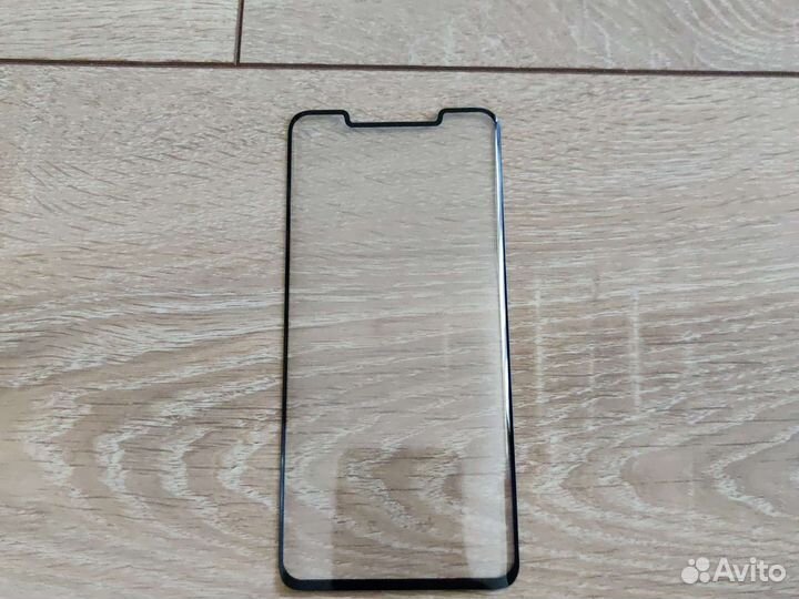 Защитное стекло на Huawei Mate 20 Pro
