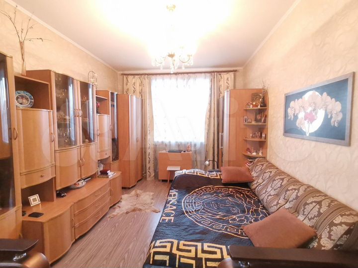 3-к. квартира, 76,3 м², 1/2 эт.