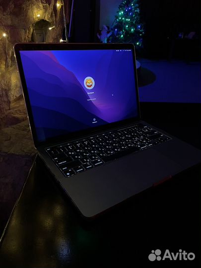 Macbook pro 13 2022 m2