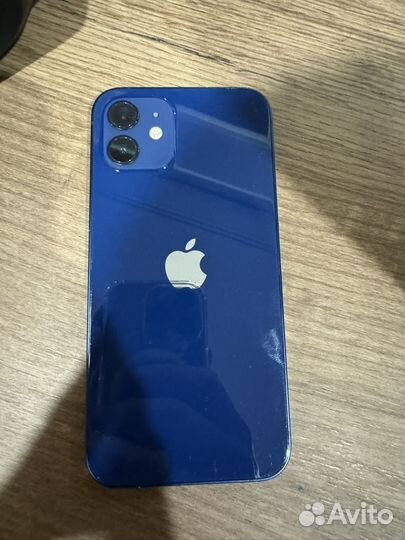 iPhone 12, 64 ГБ