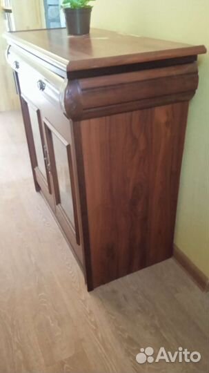 Тумба для телевизора