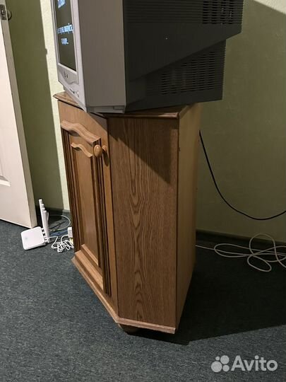 Тумба под телевизор