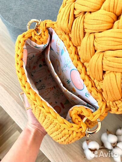 Вязаная сумка ручной работы