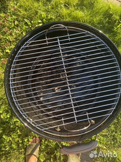 Угольный гриль weber