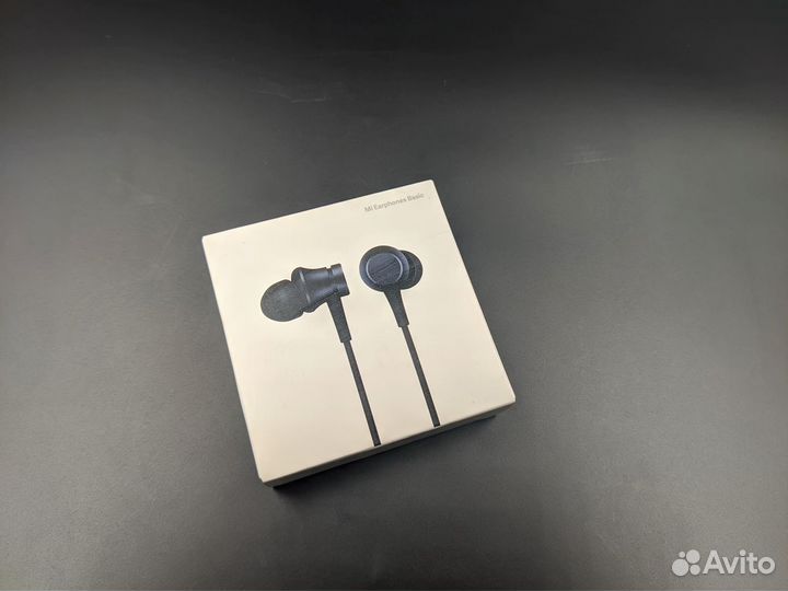 Наушники Xiaomi Mi Earphones Basic
