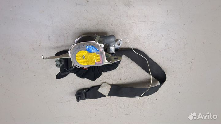 Ремень безопасности левый передний Mitsubishi Lancer 10