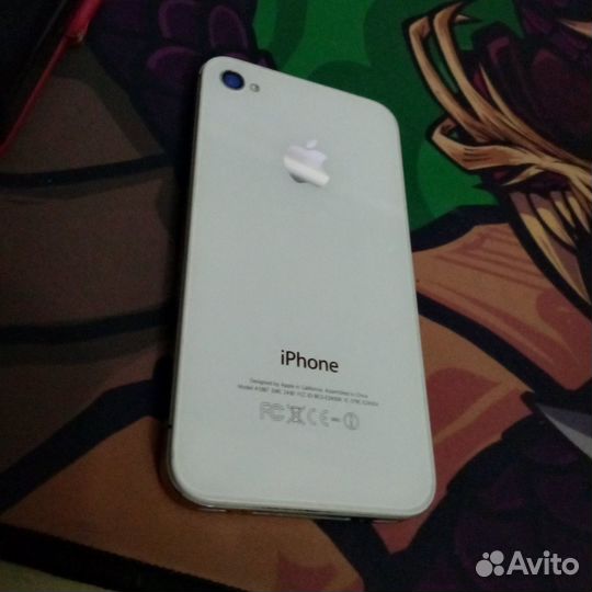 iPhone 4S, 8 ГБ