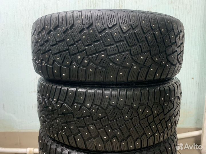 Continental IceContact 2 215/55 R17