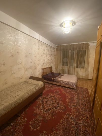 2-к. квартира, 52 м², 2/5 эт.