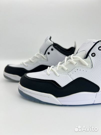 Кроссовки nike air jordan courtside 23 фиолетовые