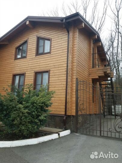Сруб. Брус деревянный