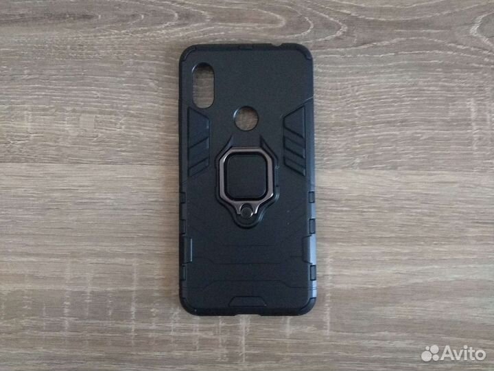 Бампер на телефон