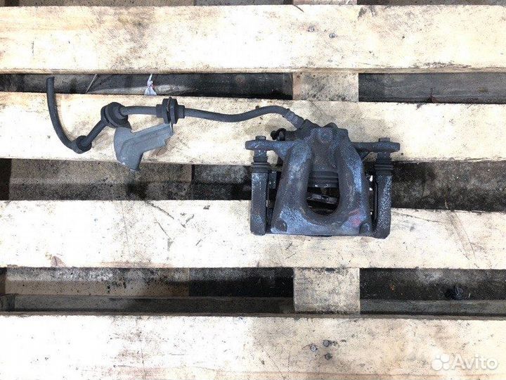 Суппорт тормозной передний левый Bmw 1 E87 N45B16