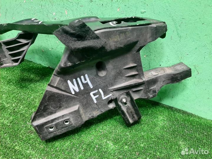 Кронштейн фары левой Mercedes Benz E-class W212 2