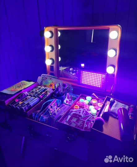 Неоновый аквагрим, неоновые косы, хеллоуин