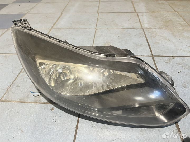 Фары на ford focus 3