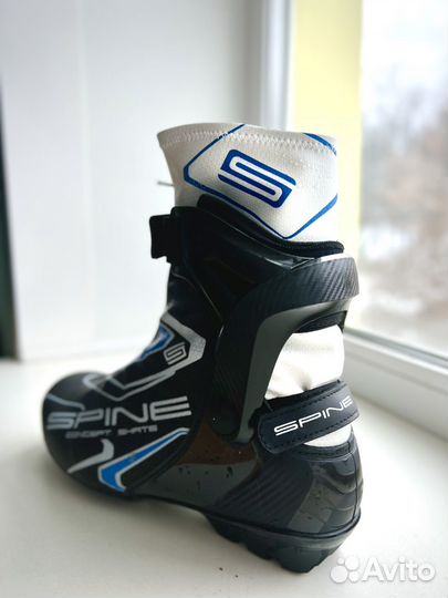Лыжные ботинки Spine concept skate SNS