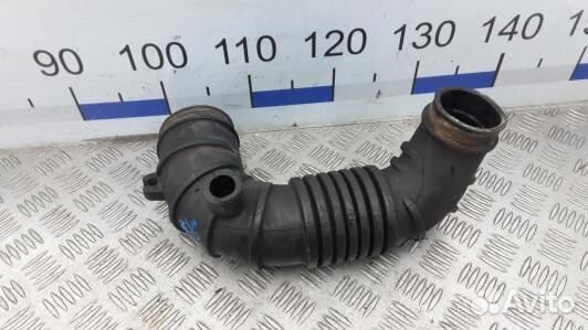 Патрубок интеркулера mitsubishi pajero 4 (3DN18WK0