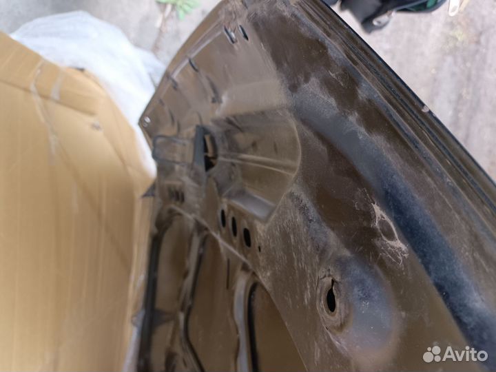 Капот на priora бу