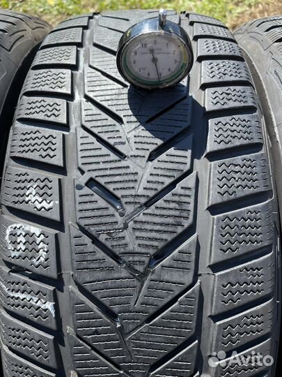 Vredestein Wintrac Xtreme S 215/60 R16