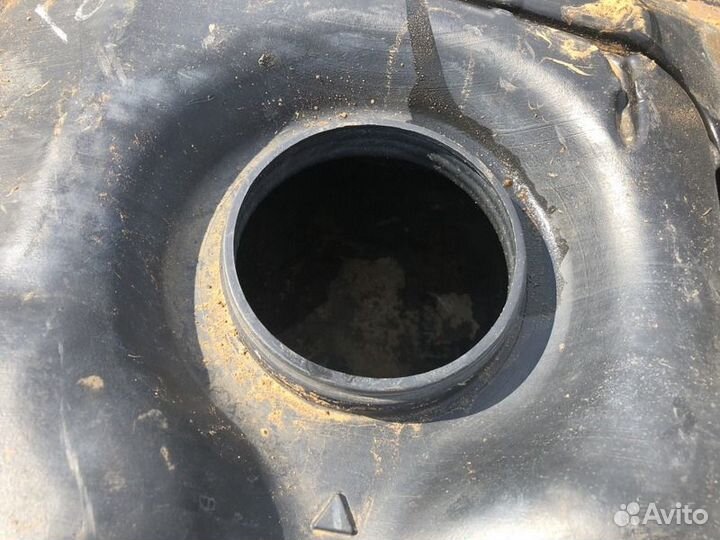 Бак топливный Kia Cerato 2004-2008