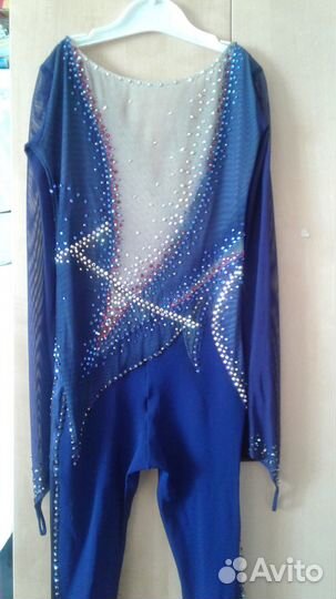 Комбинезон для выступлений по фигурному катанию