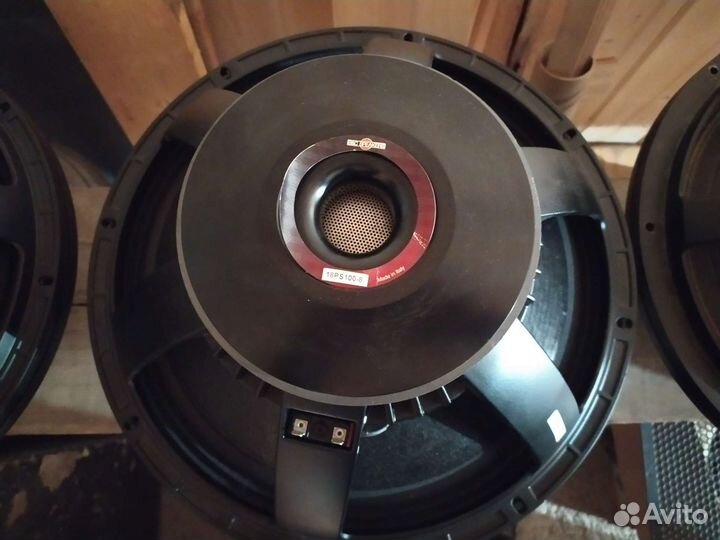 Сабвуферные динамики 18