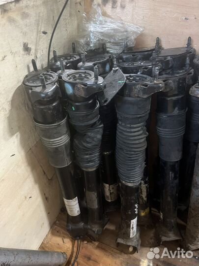 Амортизаторы передние на Мерседес W253 W238 W212