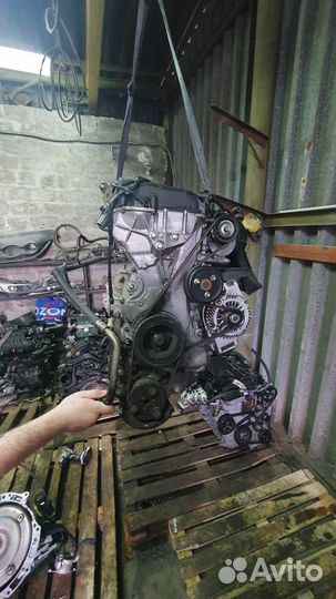 Двигатель Mazda MPV LF Щуп в поддон