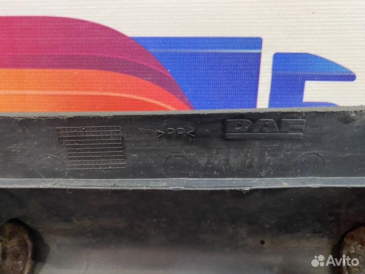 Крыло заднее правое передняя часть