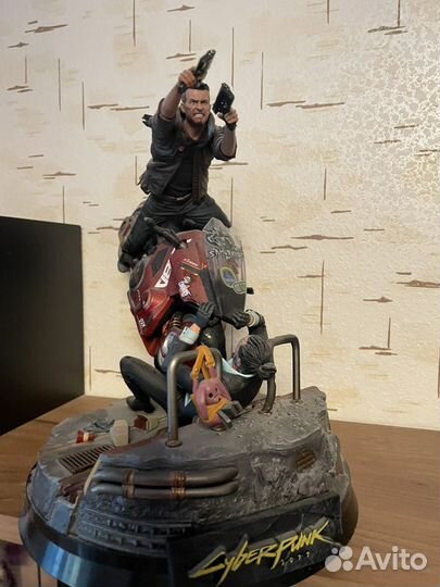 Коллекционные фигурки Assassin's Creed и др