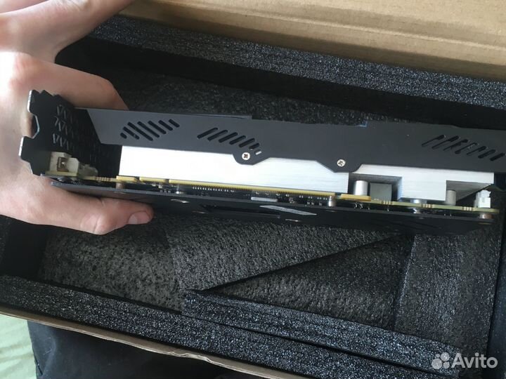 Продам видеокарту rx 580