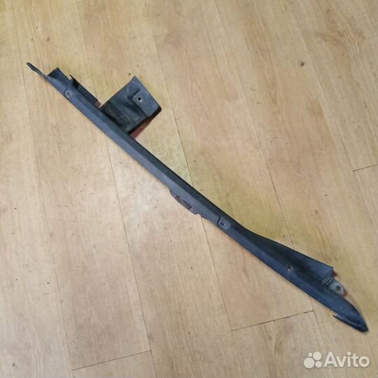 Накладка на переднее крыло правая Honda Accord 8