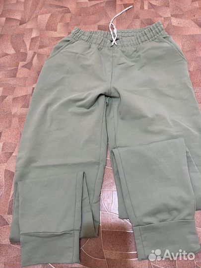 Спортивный костюм женский