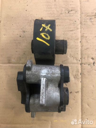 Подушка двигателя задняя Mazda Cx-9 TC 2.5