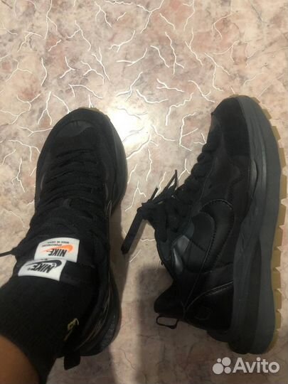 Sacai x nike vaporwaffle