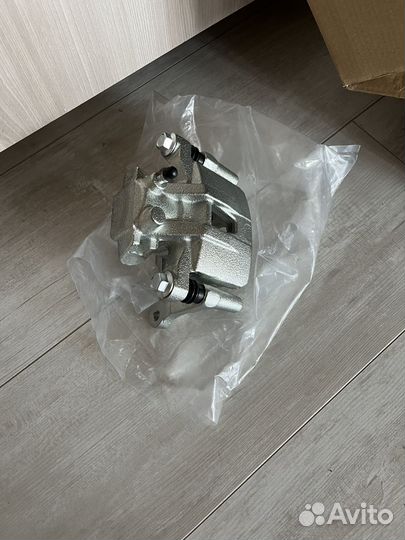 Суппорт задний
