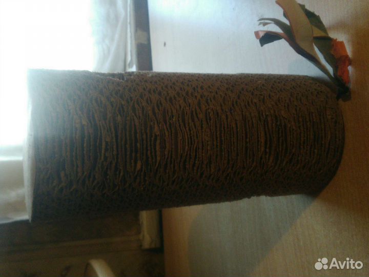 Когтеточка с игрушкой